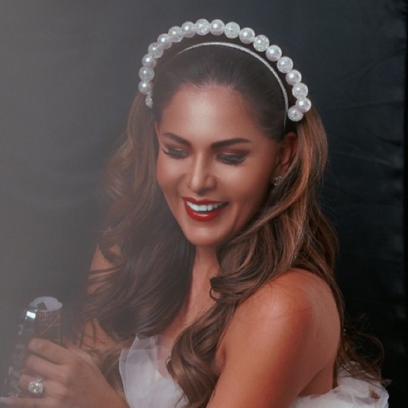 White Pearl headband - Picture 1 of 4